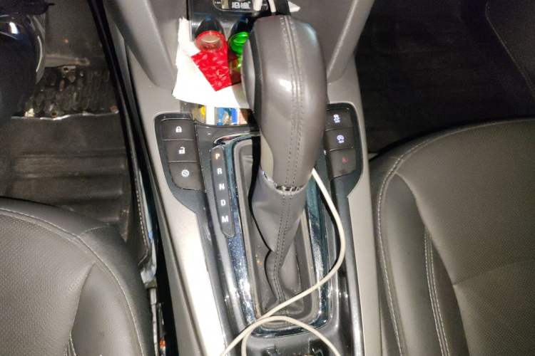 Used Chevrolet Malibu 2018 530T Automatic Luxury Edition Gear Lever