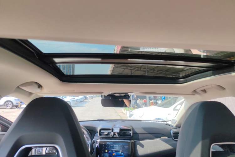 Used Lynk & Co 02 2018 1.5T DCT Two-Wheel Drive Pro Version China V Emission Standard Headliner