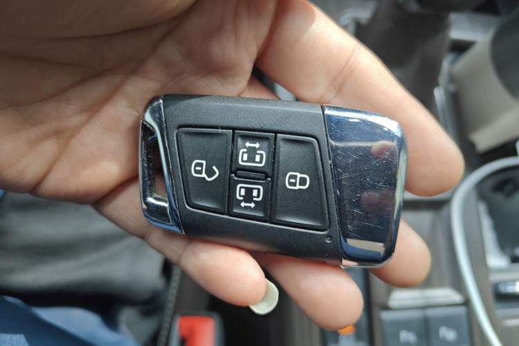 Used Volkswagen Viloran 2020 330TSI Luxury Edition Vehicle Key