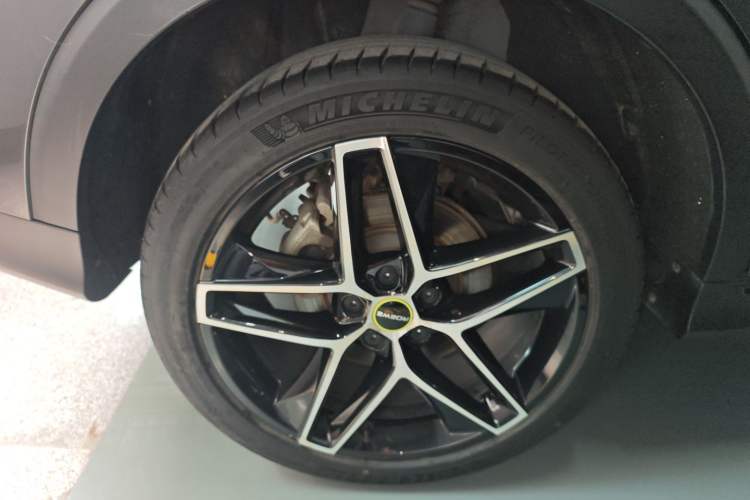 Used Roewe RX5 New Energy 2021 ePLUS National Trend Ronglin Luxury Edition Right Rear Wheel Hub