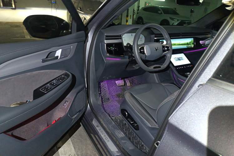 Used ARCFOX Alpha T 2022 653S+ 160kW