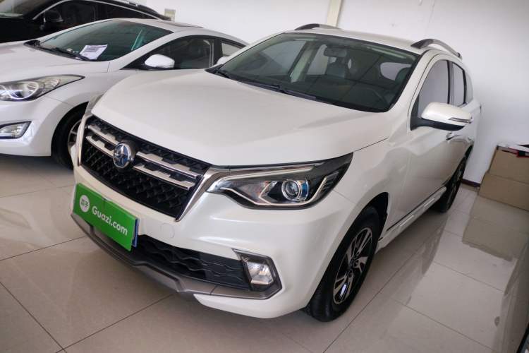 Used Venucia T70 2018 1.6L Manual Enjoyment Edition