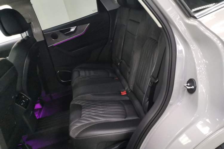 Used Hongqi HS5 2023 2.0T Qixiang Pro Edition
