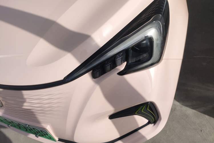 Used Oshan Benni E-Star 2020 Heart Edition Lithium Iron Phosphate (31.18 kWh)