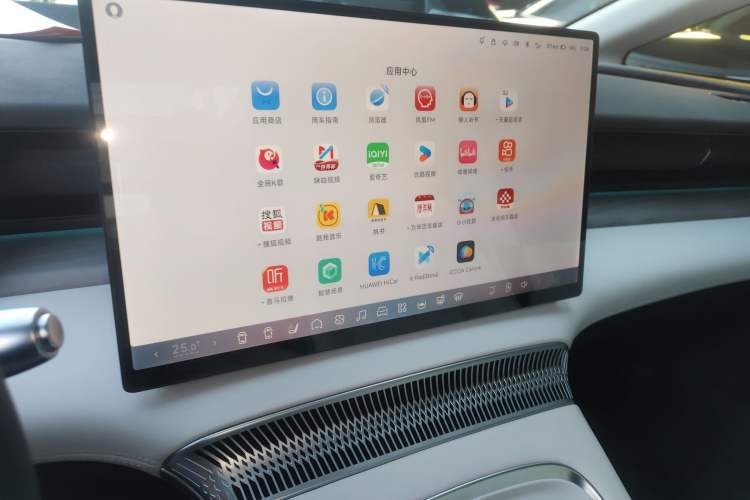 Used XPeng X9 2024 702 Ultra-Long Range Pro