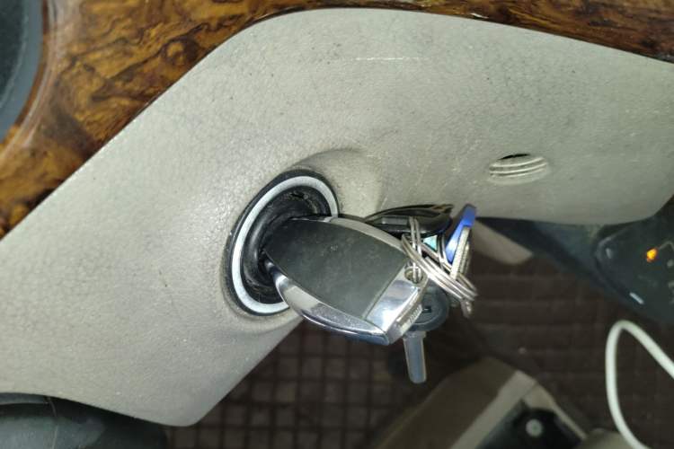 Used Mercedes-Benz Viano 2010 2.5L Luxury Edition Vehicle Key