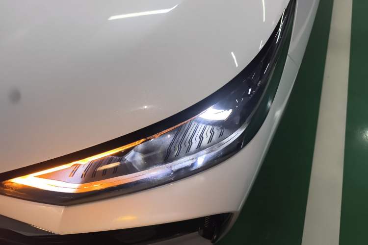 Used Chery Fengyun T8 2025 1.5T 130 km Luxury Edition 5-Seater
