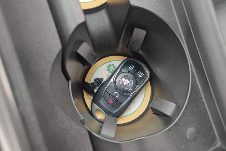 Used Buick LaCrosse 2022 652T Luxury Version
