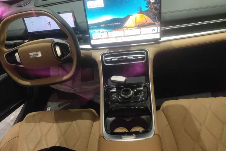 Used Geely Galaxy A7 2025 Model EM-i 150km Exploration+ Edition Gear Lever