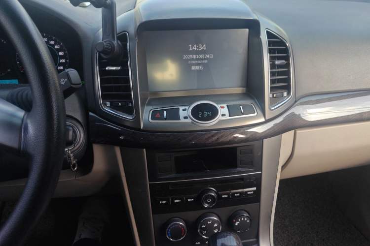 Used Chevrolet Captiva 2014 2.4L Two-Wheel Drive City Edition 5 Seats
