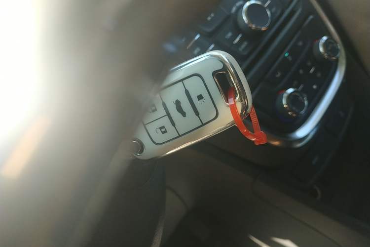 Used Buick Encore 2015 1.4T Automatic Two-Wheel Drive Urban Leading Model
