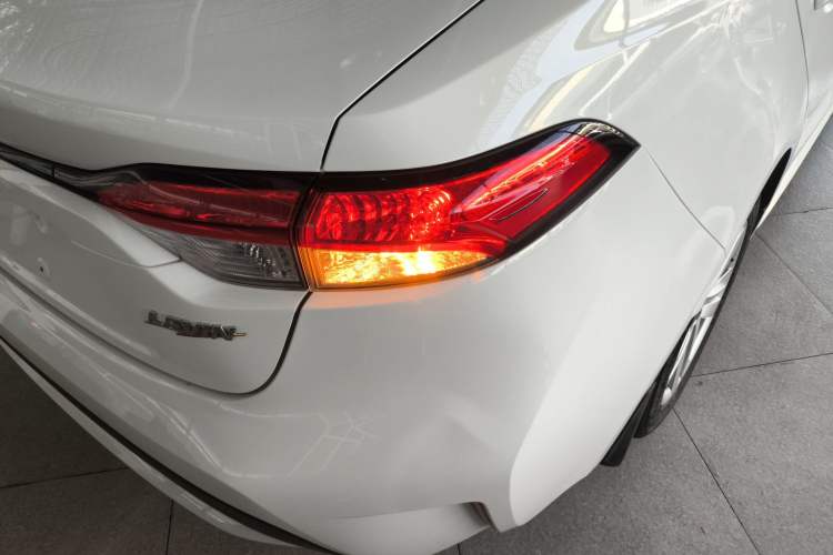 Used Toyota Levin 2021 TNGA 1.5L CVT Leading Edition
