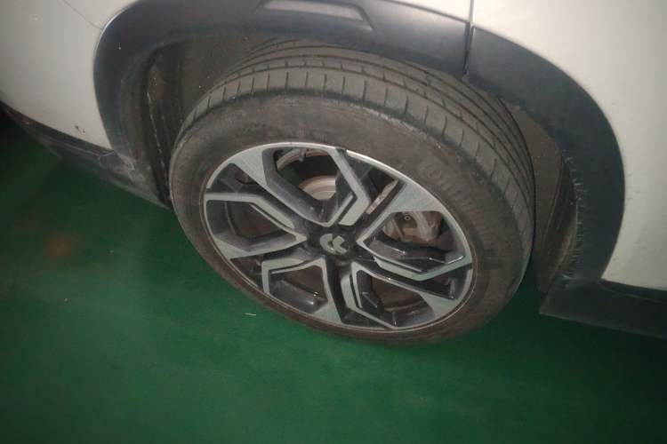 Used Nio ES8 2020 580 km Signature Edition 7-Seater Version
