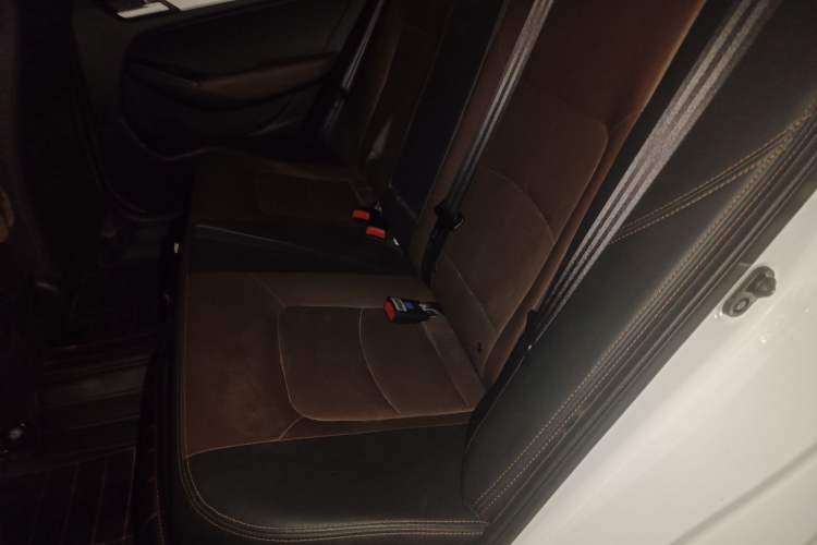 Used Geely Auto Vision 2017 1.5L Automatic Happiness Edition Interior 4