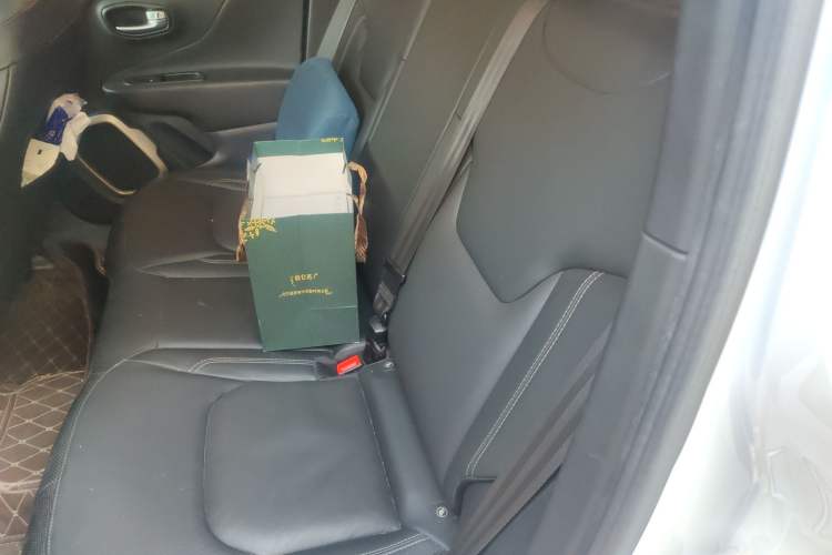 Used Jeep Renegade 2017 180T Automatic Smart Version