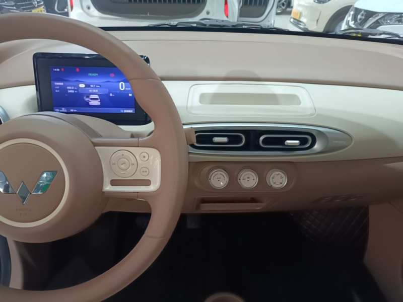 Used Wuling Hongguang MINIEV 2025 Four-Door Version Advanced Edition — 12