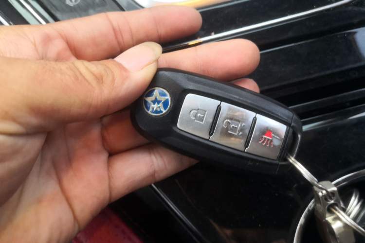 Used Venucia T60 2020 1.6L CVT Smart Drive Version China VI Standard