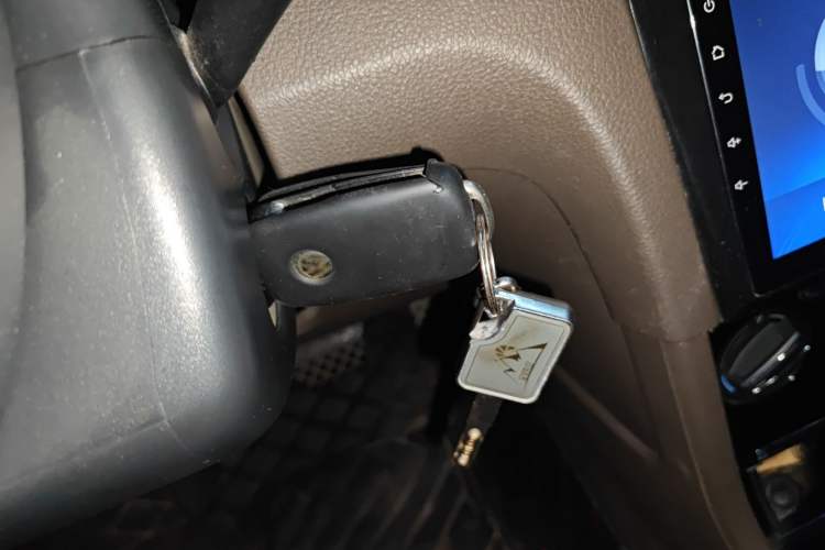 Used Volkswagen Bora 2015 Value Edition 1.6L Automatic Comfort Version