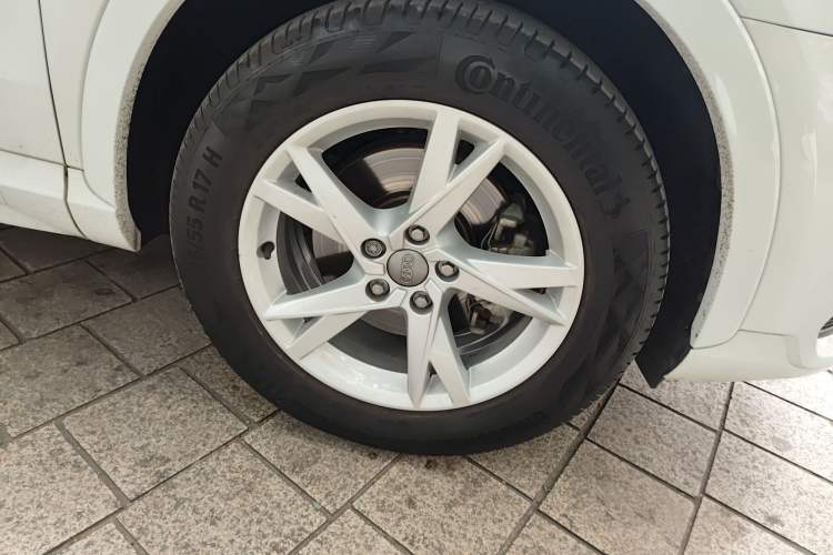 Used Audi Q3 2017 30 TFSI Fashion Model