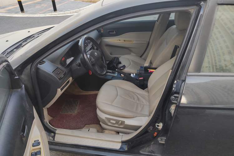 Used Bestune B50 2011 1.6L automatic 3G version