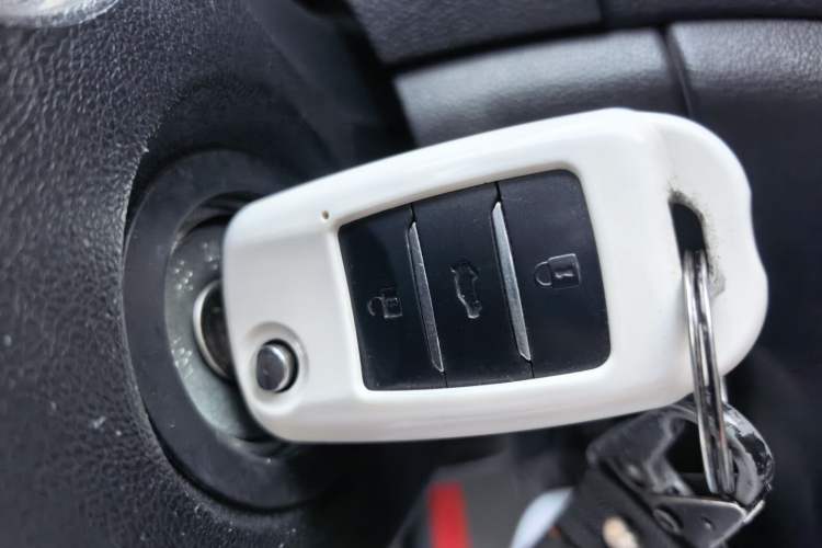 Used CHANGAN CS35 2015 1.6L Automatic Luxury Model China IV Standard