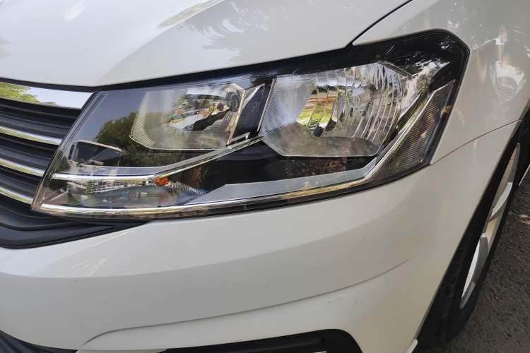 Used Volkswagen Lavida 2019 Lavida Start 1.5L Automatic Trendy Version China VI Standard
