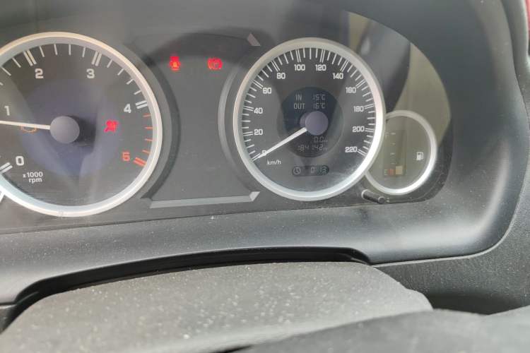 Used JMC Yusheng S350 2013 2.4T Two-Wheel-Drive Special Edition