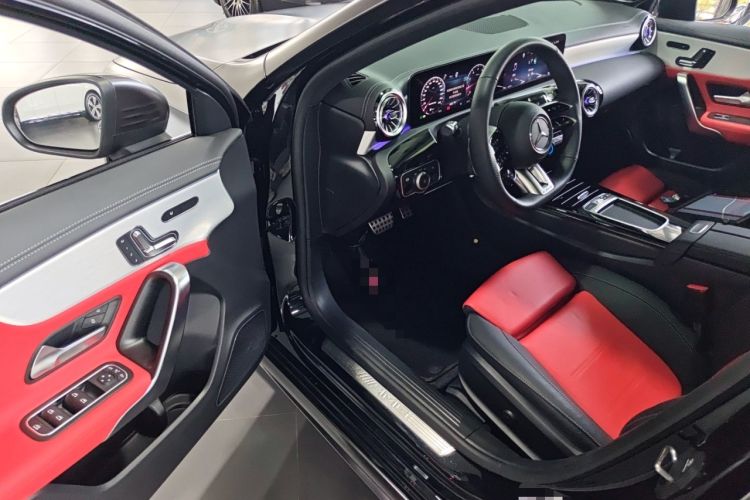 Used Mercedes-Benz A AMG 2025 AMG A 35 4MATIC Driver Seat