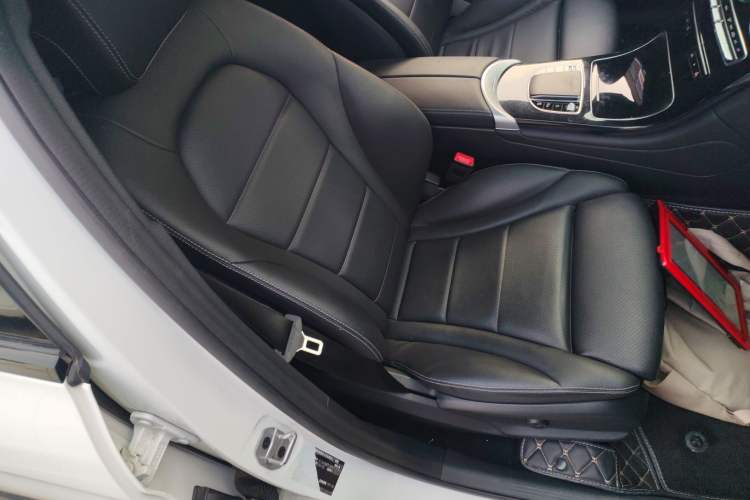 Used Mercedes-Benz GLC Coupe 2022 Refreshed GLC 260 4MATIC Coupe SUV