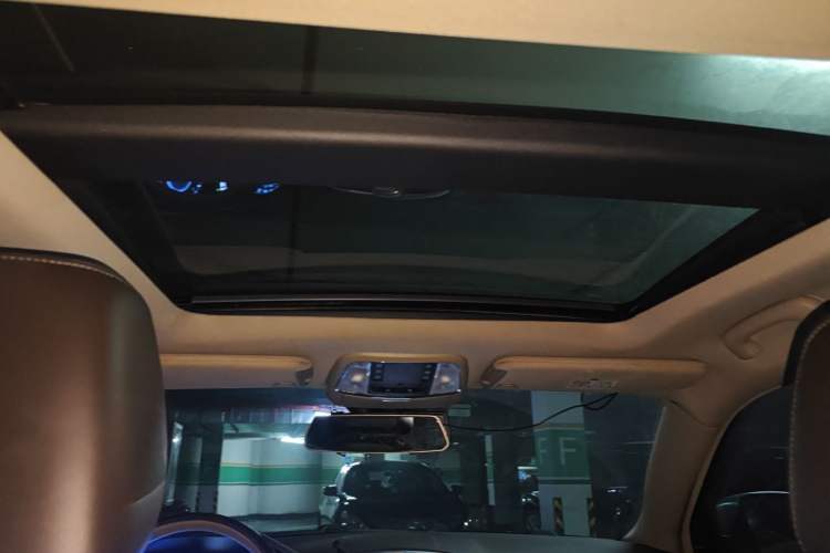 Used Chrysler 300C 2014 3.0L Excellence Edition