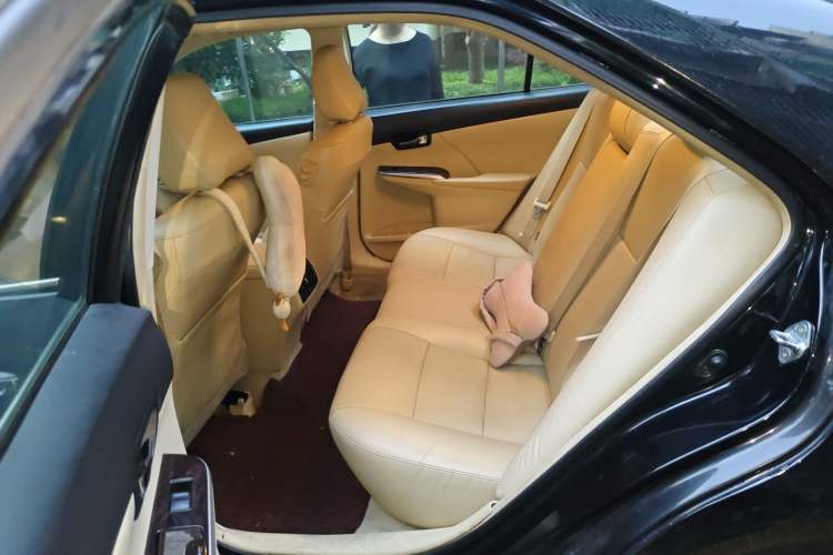 Used Toyota Camry 2015 2.0G Premier Edition
