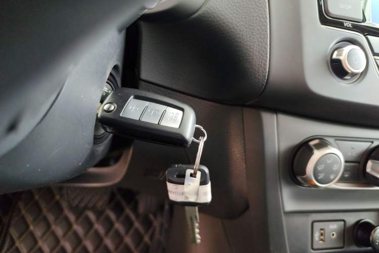 Used Nissan Sylphy 2022 Classic 1.6XE CVT Comfort Edition Vehicle Key