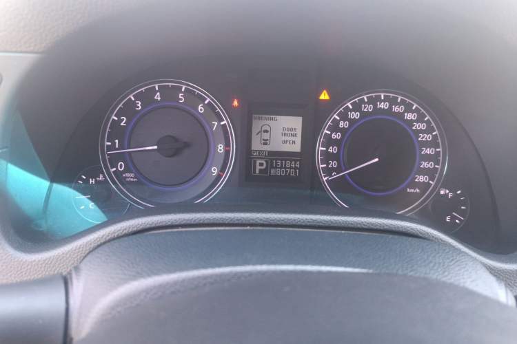 Used Infiniti G Series 2010 G25 Sedan Luxury Sport Edition