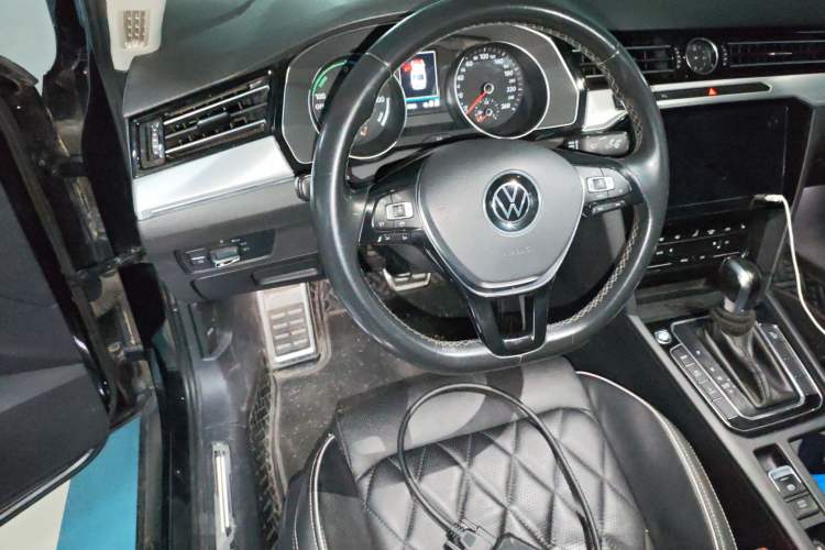 Used Volkswagen Magotan GTE Plug-in Hybrid 2020 GTE Luxury Model
