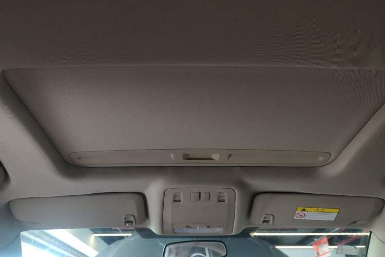 Used Buick Regal 2015 2.0L Leading Fashion Edition