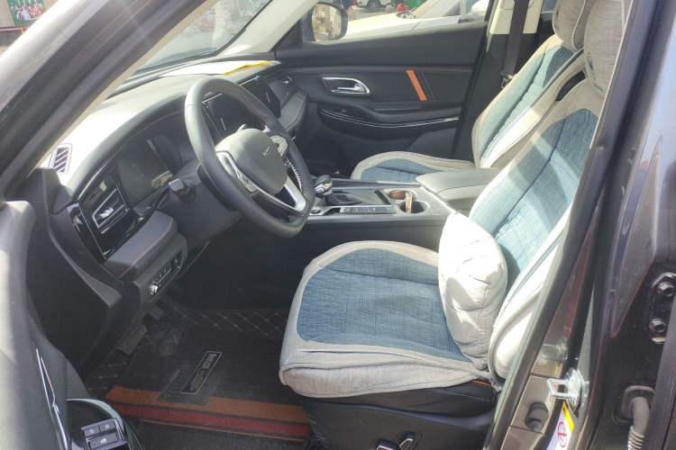 Used CHANGAN OSHAN X7 2021 1.5T Automatic Luxury Model Left Front Seat