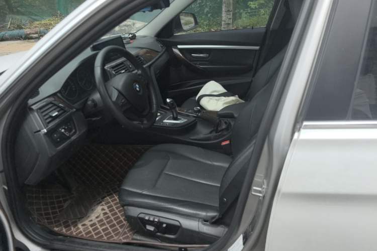 Used BMW 3 Series 2014 320Li Fashion Model Left Front Seat