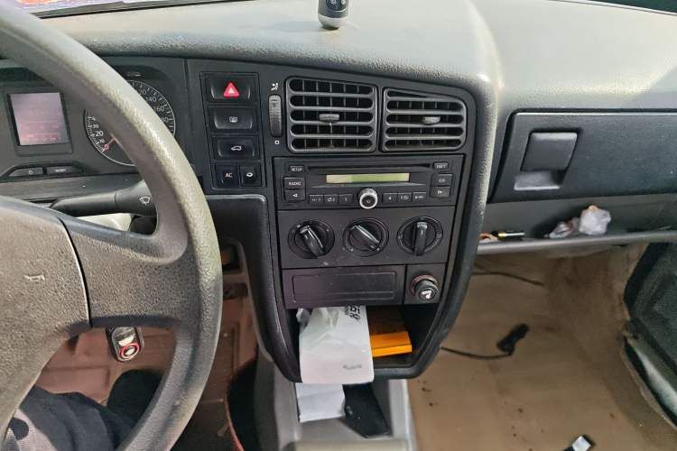 Used Volkswagen Jetta 2012 1.6L Commemorative Edition
