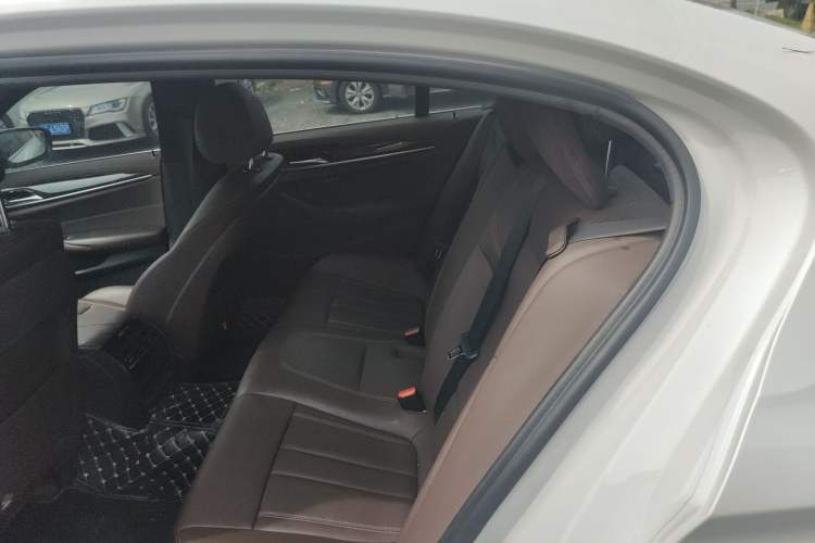 Used BMW 5 Series 2020 525Li M Sport Package