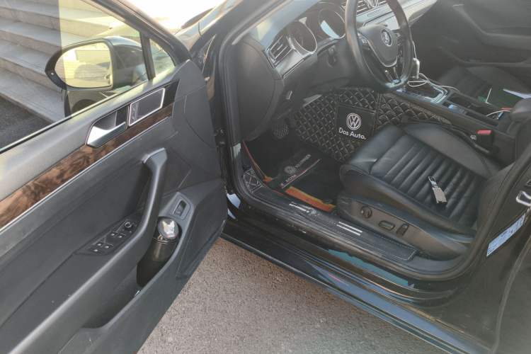 Used Volkswagen Magotan 2019 330TSI DSG Luxury Version China VI Standard
