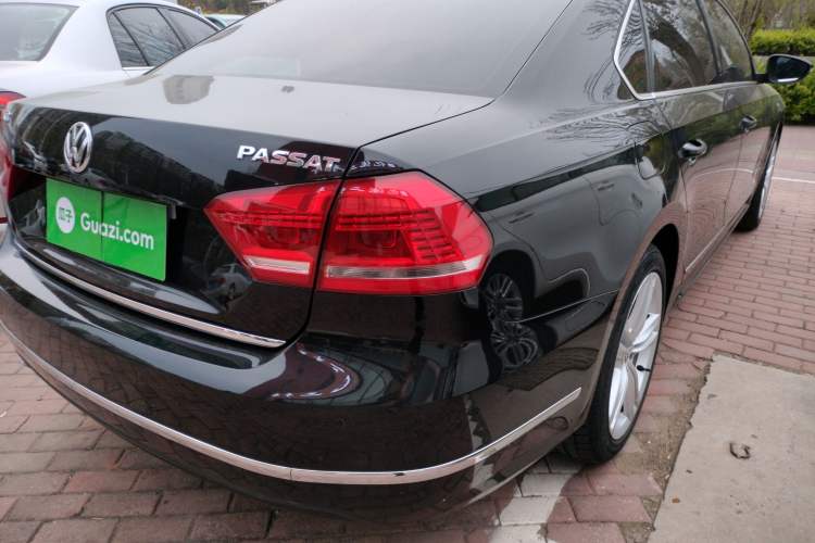 Used Volkswagen Passat 2015 2.0 TSI DSG Prestige Edition Right Rear Taillight