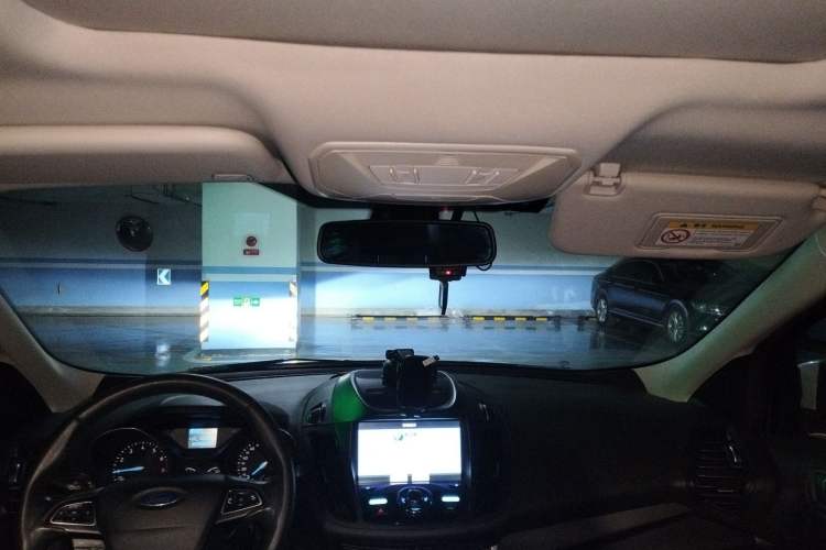 Used Ford Kuga 2017 EcoBoost 180 Two-Wheel-Drive Platinum Edition