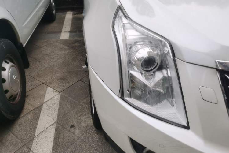 Used Cadillac SRX 2013 3.0L Leading Model