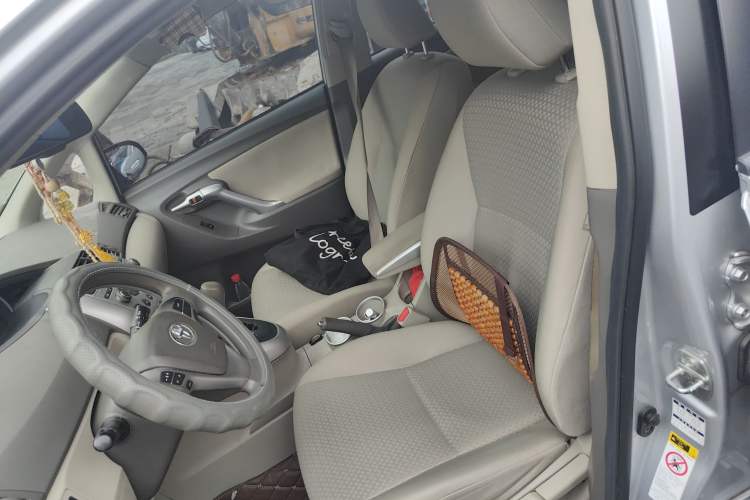 Used Toyota Verso 2014 Starlight 180G CVT Comfortable Multi-Function Edition