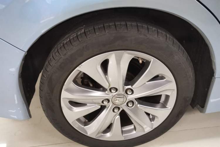 Used Honda Jade 2017 1.8L automatic Comfort version 5 seats Exterior 5