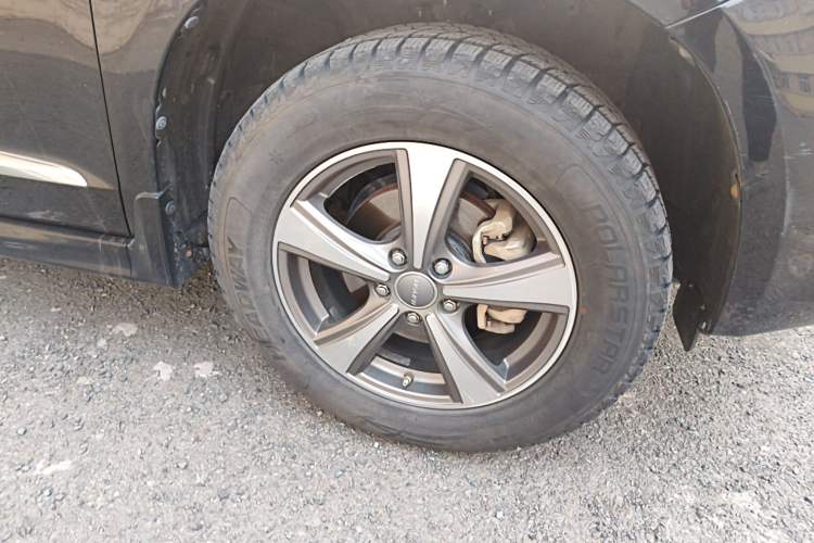 Used Haval H6 2016 Upgraded Model 1.5T Manual Two-Wheel Drive Elite Version
