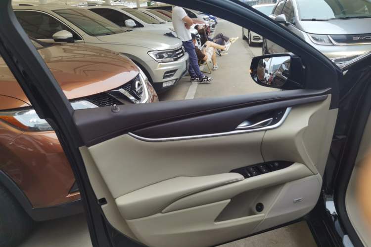 Used Cadillac XTS 2017 28T Tech Edition