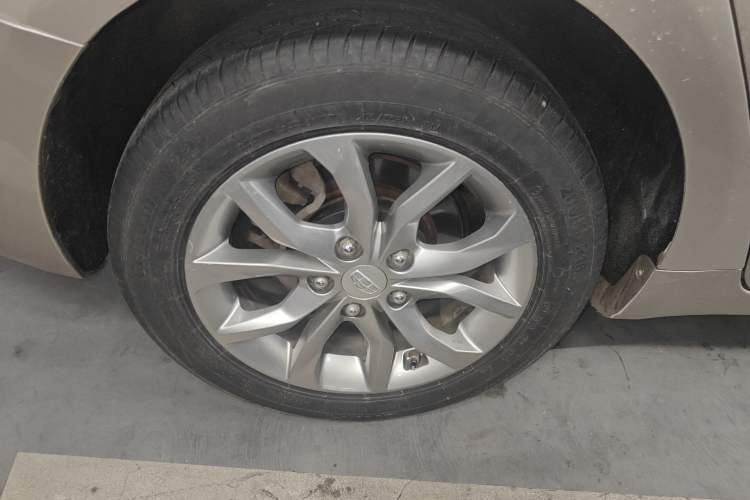 Used Geely Auto Emgrand GL 2017 1.8L Manual Elite Model Right Rear Wheel Hub