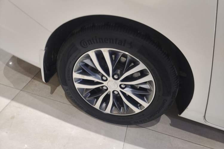 Used Buick GL8 2021 ES Landtrek 653T Comfort Edition