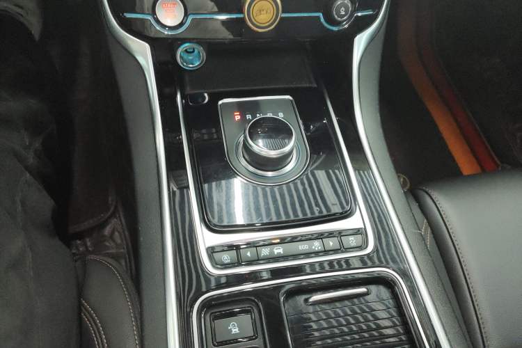 Used Jaguar XEL 2018 2.0T 200 PS Luxury Edition